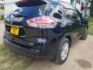 A picture of Nissan Extrail new 2014 