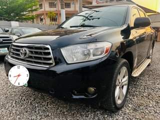 A picture of 2008 Nigerian Used Toyota Highlander Location GWARINPA Abuja Condition Buy