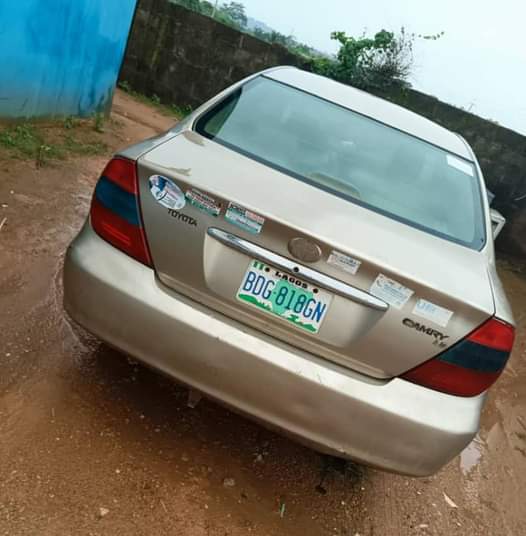 A picture of Toyota camry 04