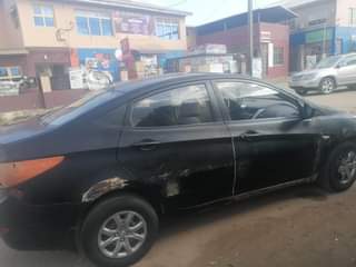 A picture of Hyundai 010 manual drive smoking engine 