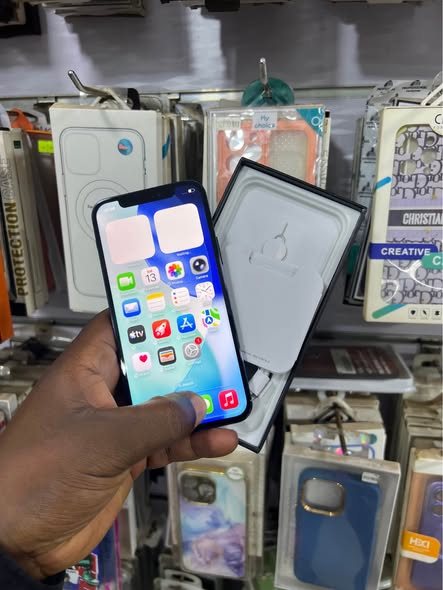 A picture of Iphone12pro