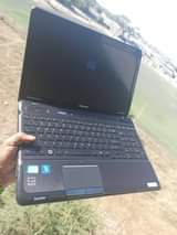 A picture of Toshiha core 7 Ram 4gb hdd 500gb procesor 2.20ghz chaji