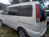 A picture of Toyota Noah old model gari bdo nzima haina tatizo lolote