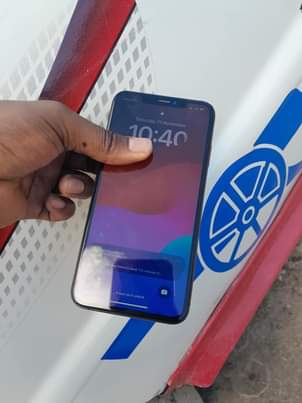 A picture of Mzungu wa roho maphone