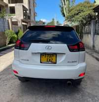 A picture of Toyota Harrier