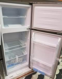 A picture of Hisense 160L Fridge