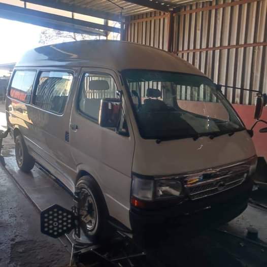 used toyota hiace