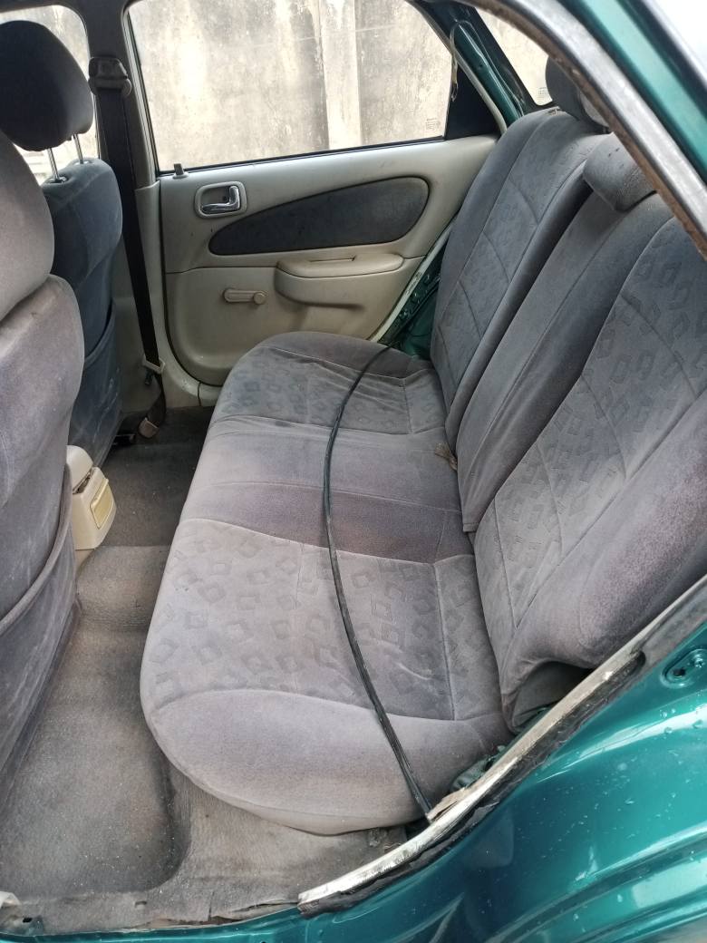 A picture of Toyota Corolla manual 08060150502