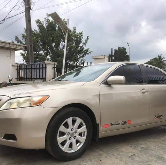 A picture of TOYOTA CAMRY V4 2008