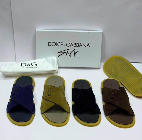 A picture of Available in 4 colours N50 000 Size 40 45 09030685654