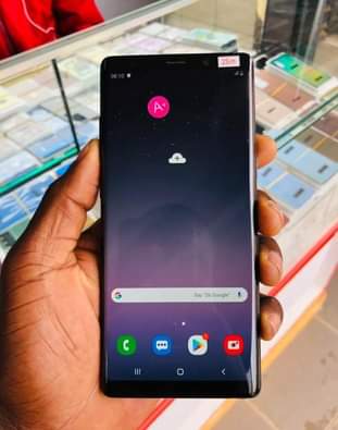 A picture of Samsung galaxy note 8
