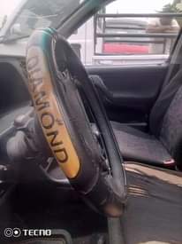 A picture of Volkswagen Golf 3 07050379451
