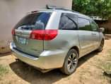 A picture of First body 2006 Toks Standard Toyota Sienna buy and drive