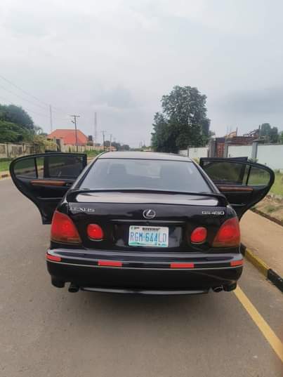 A picture of Super sharp Lexus gs430 everything is excellent All the components