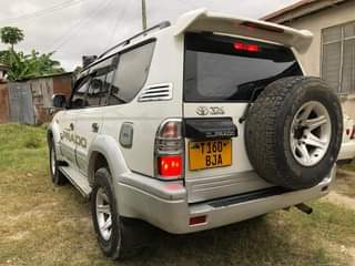 A picture of TOYOTA PRADO MCHAGA