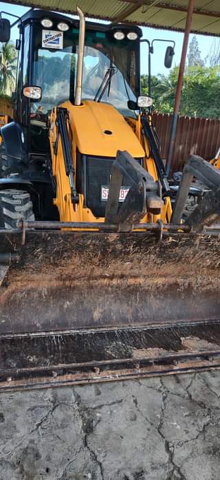 jcb
