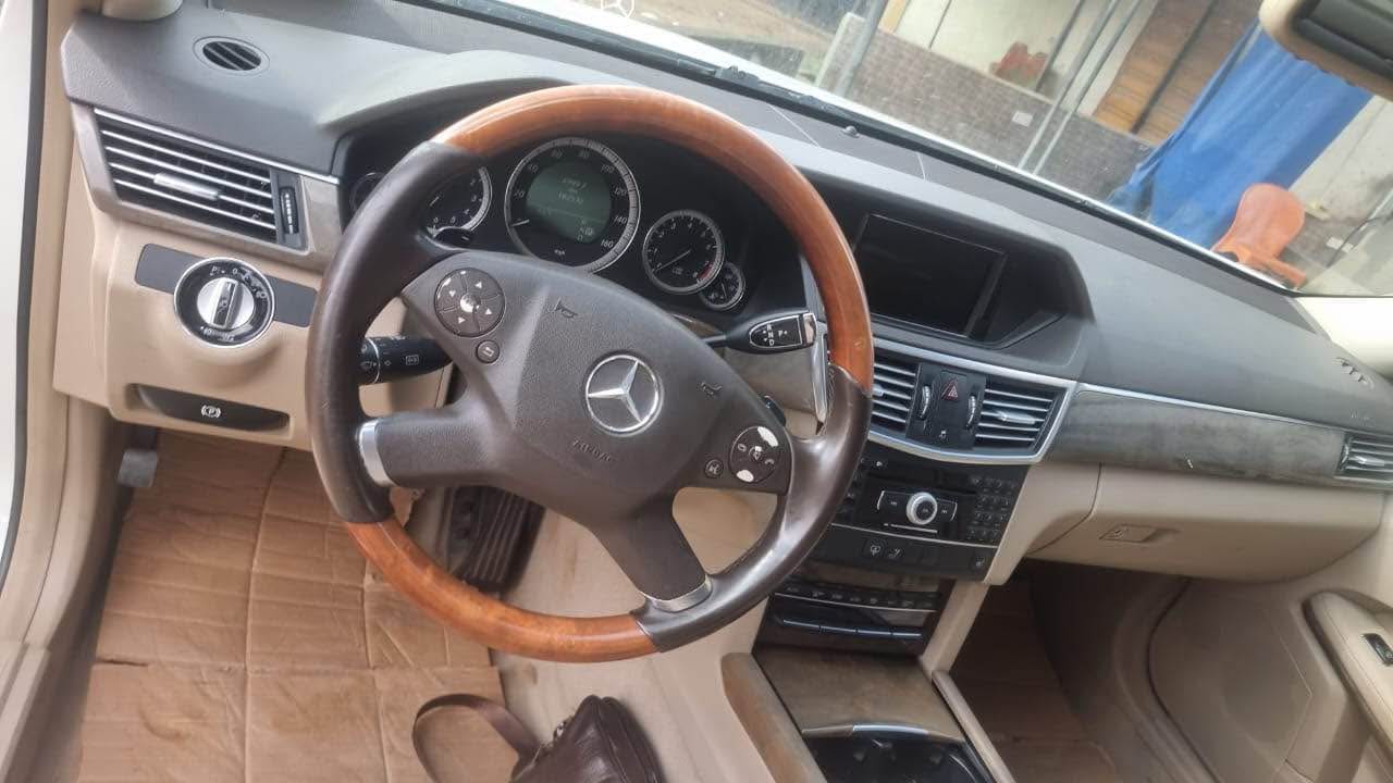 A picture of Registered Benz E350 location Abule egba
