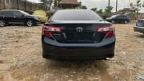 A picture of TOYOTA CAMRY 2013