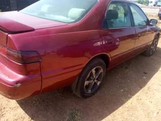 A picture of Toyota Camry pencil light