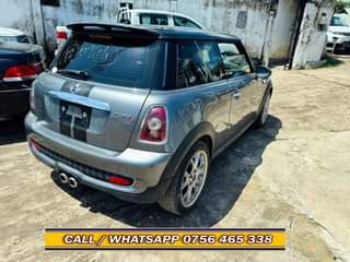 A picture of 2007 BMW Mini Cooper Call WhatsApp 0756465338
