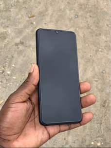 A picture of Samsung a04