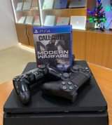 A picture of Ps 4 slim