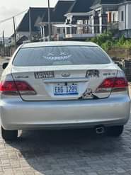 A picture of egistered Barely riven Lexus es330 2005 Full Option Price 5