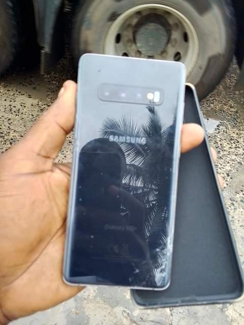 samsung s10