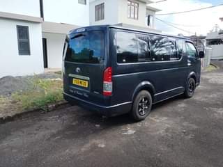 used toyota hiace