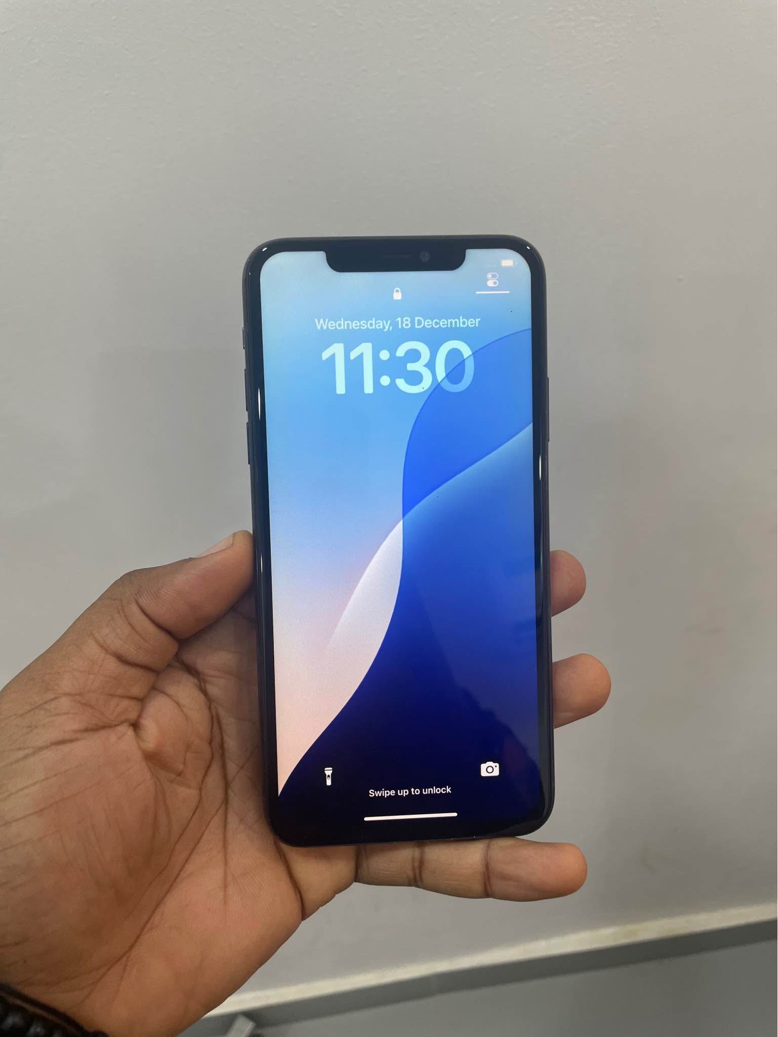 A picture of Clean iPhone 11 Pro Max