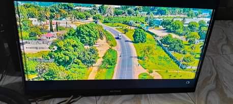 A picture of Tv ailyons inch 32 bado mpya risiti zake zote zipo
