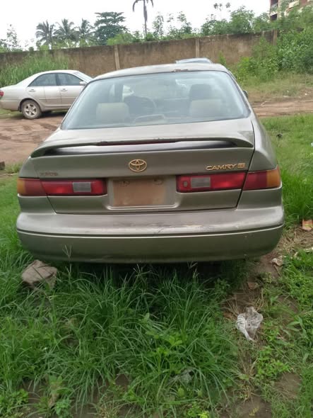 A picture of Toyota Camry tiny light