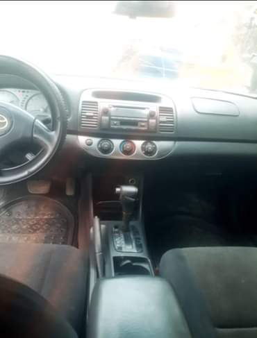 A picture of Registered Toyota Camry 04 neatly baked on first body Buy