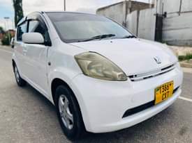 A picture of Toyota passo