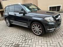 A picture of Registered Glk350 2011 model Grey and black interior