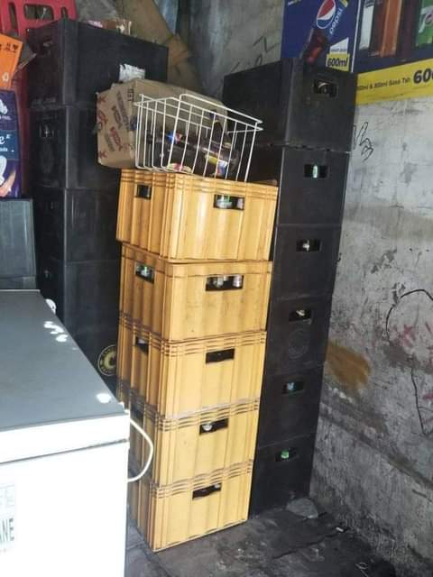 A picture of Kreti za coca na kreti za peps zinauzwa bei 11500