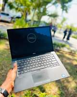 A picture of Dell latitude 7480 core i5 7th Generation RAM 8gb SSD