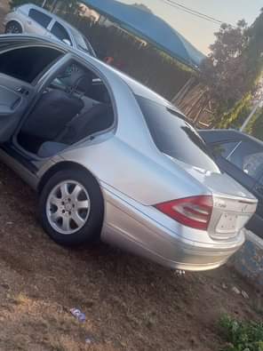 A picture of Distress sales Mercedes Benz C200 first body 4plugs engine automatic