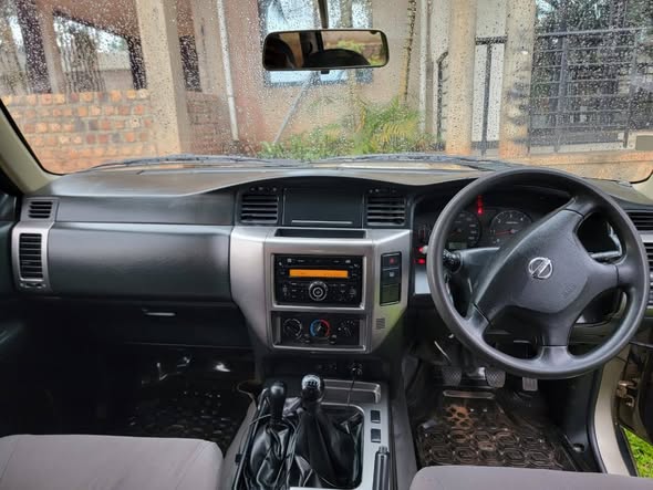 A picture of Nissan patrol