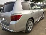 A picture of Toyota Highlander 2008 Model
