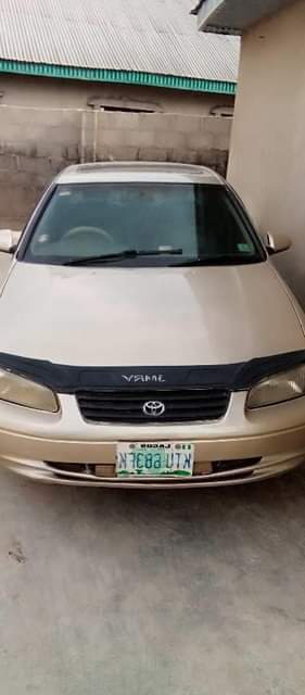 A picture of NO INTERVIEW PLS READ DESCRIPTION PLS 2002 TOYOTA CARMY PENCIL