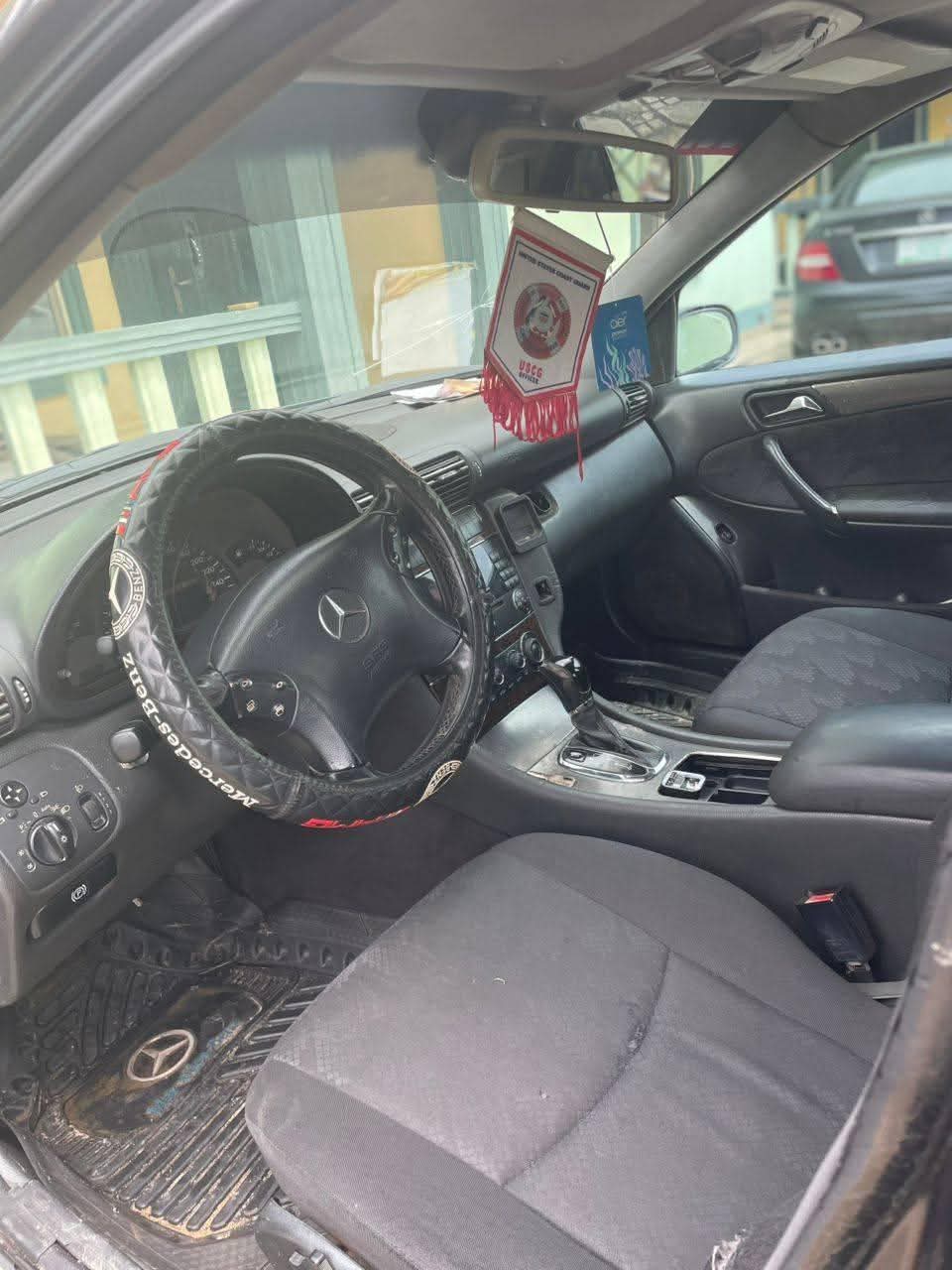 A picture of 2006 Mercedes Benz 2006