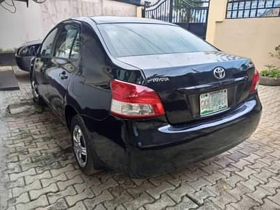A picture of Toyota Yaris 2008 manual drive