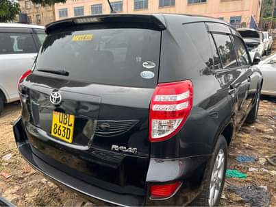 A picture of Toyota Vehicle Toyota RAV4