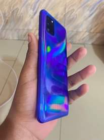 A picture of Samsung galaxy