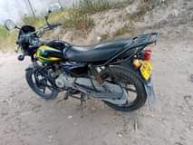 A picture of BOXER BM 150 GIA 5 INAUZWA BEI LAK 780000 TU