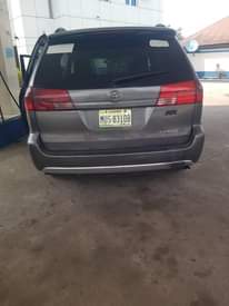 A picture of DISTRESS SALE OF TOYOTA SIENNA 2005 MODEL Engine is percent