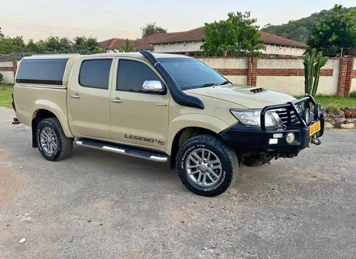 used toyota hilux