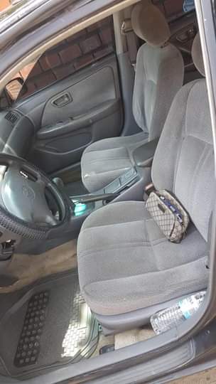 A picture of 2001 Toyota Camry