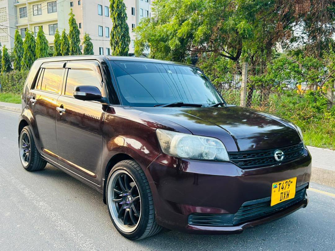 A picture of Toyota rumion
